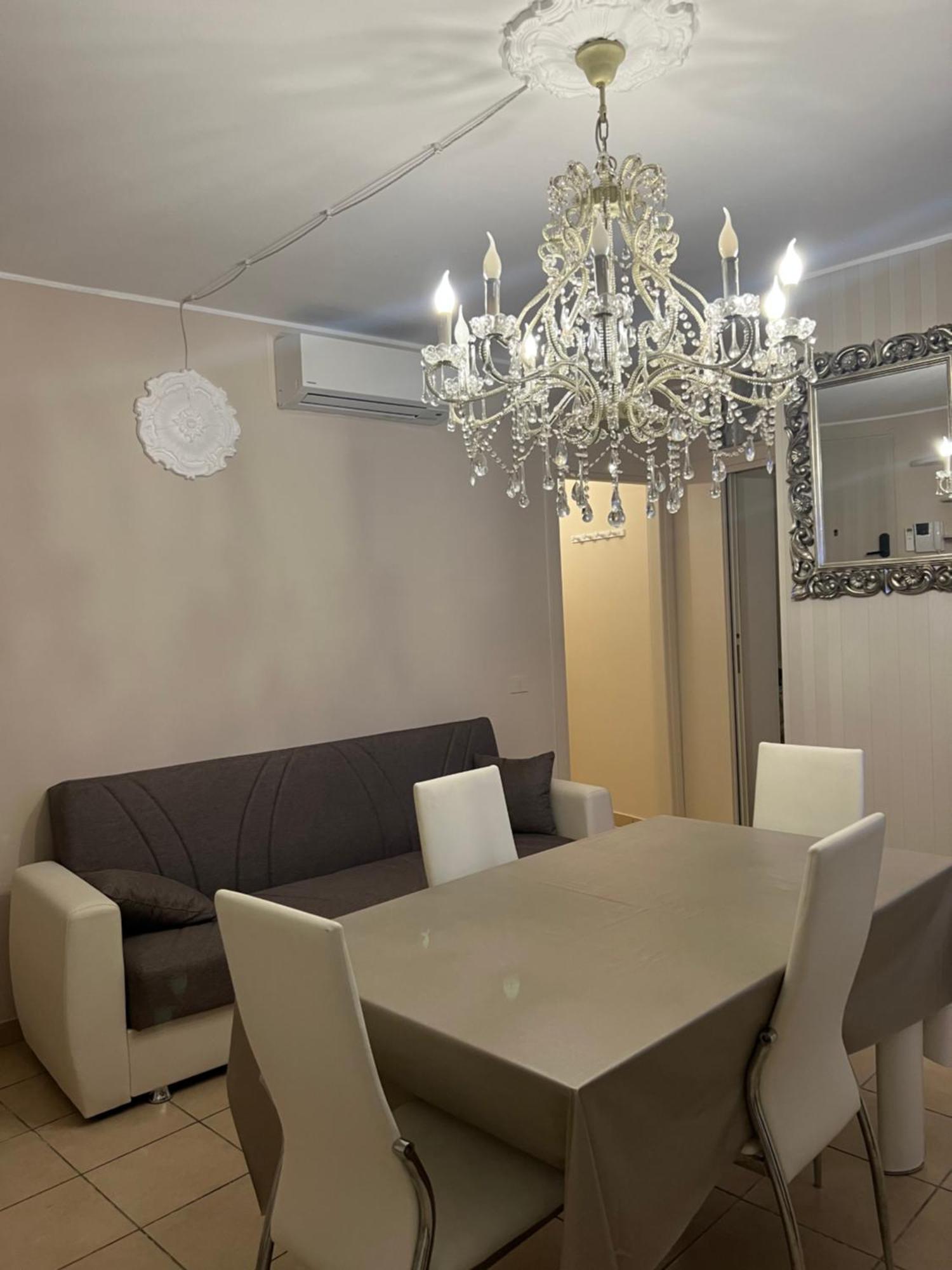 Tevere 20 House Monza Room photo