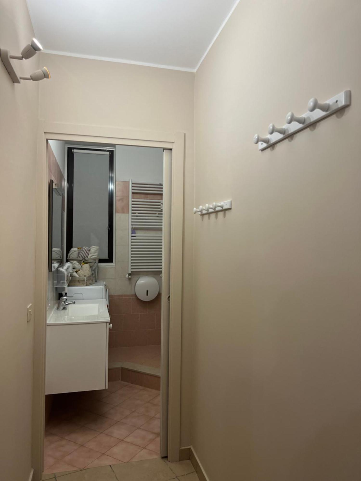 Tevere 20 House Monza Room photo